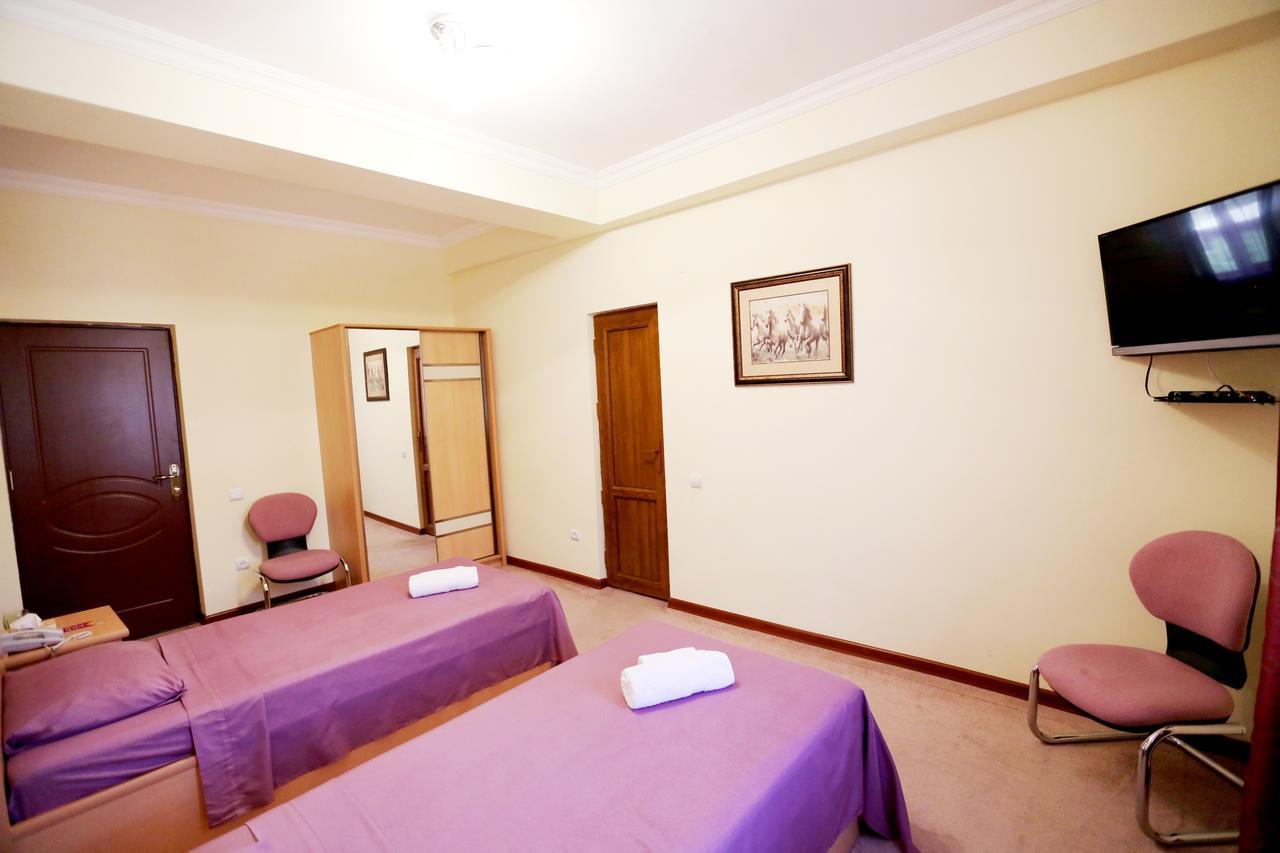 Amrots Hotel Vaykʼ Zewnętrze zdjęcie