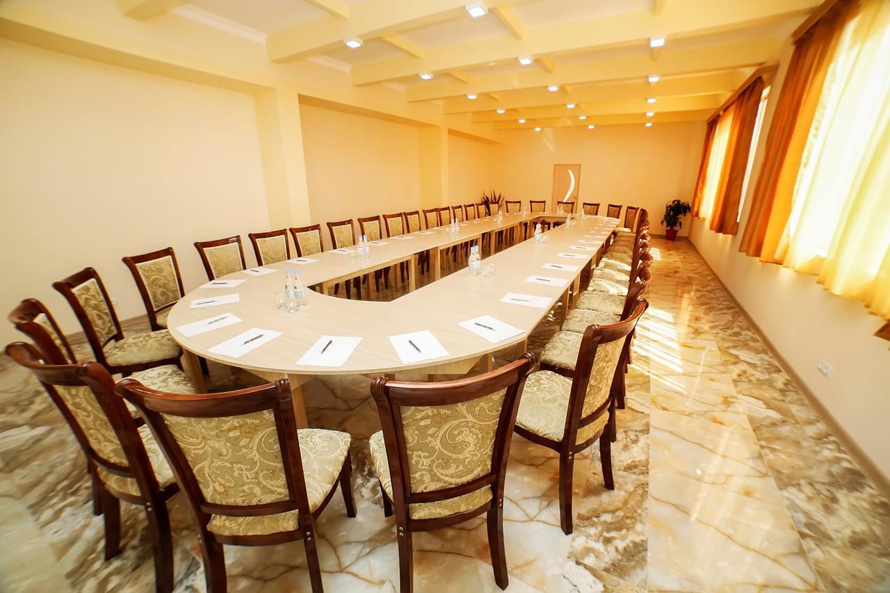 Amrots Hotel Vaykʼ Zewnętrze zdjęcie
